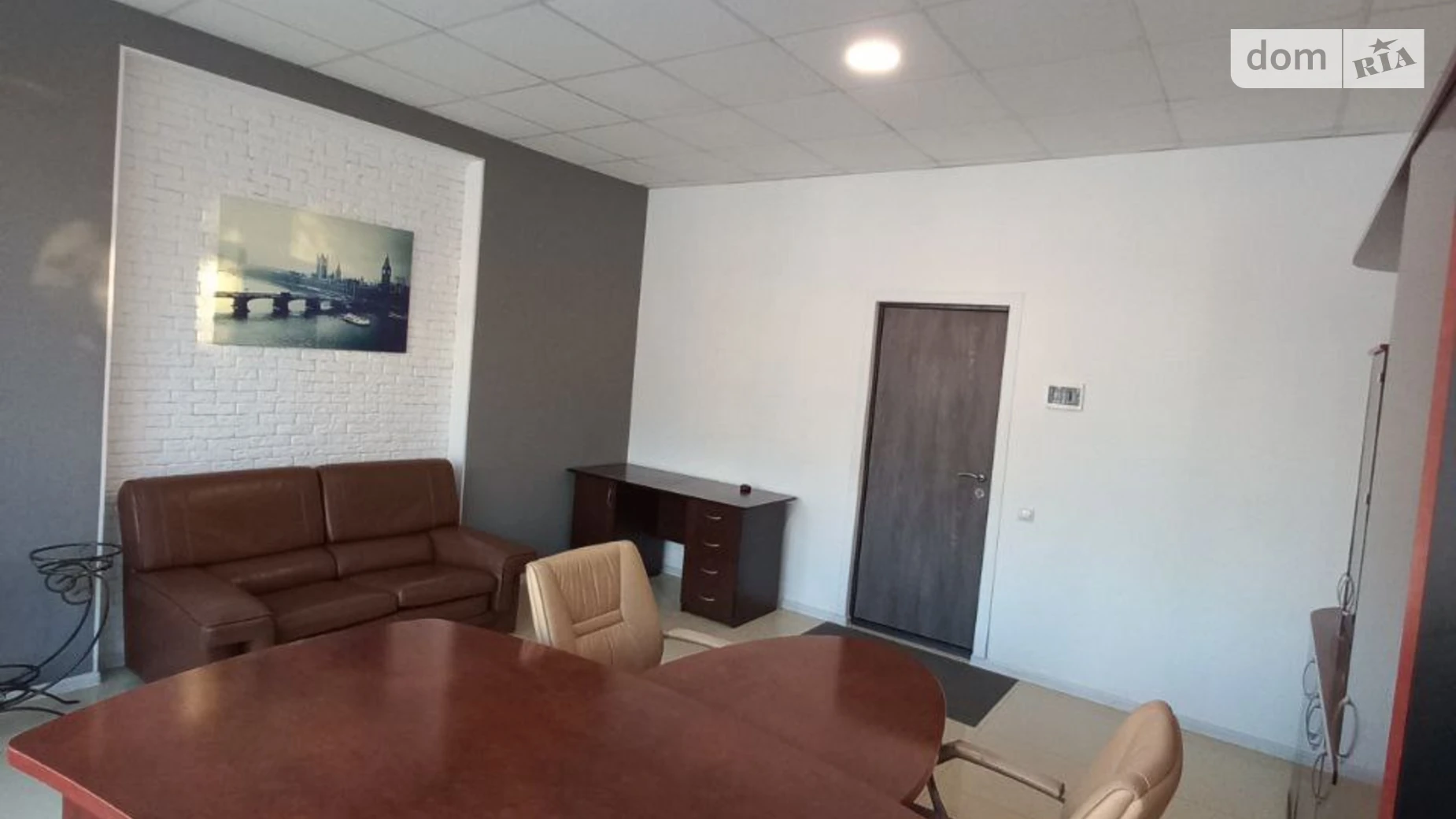 Продается офис 23 кв. м в бизнес-центре, цена: 23000 $ - фото 3