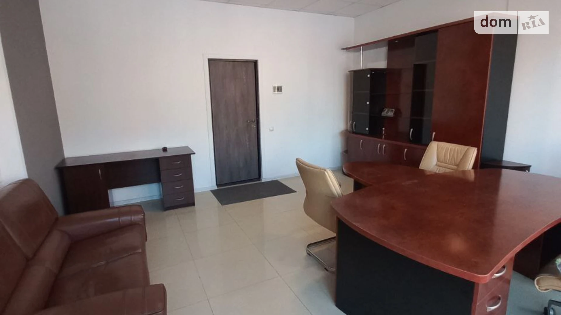 Продается офис 23 кв. м в бизнес-центре, цена: 23000 $ - фото 2