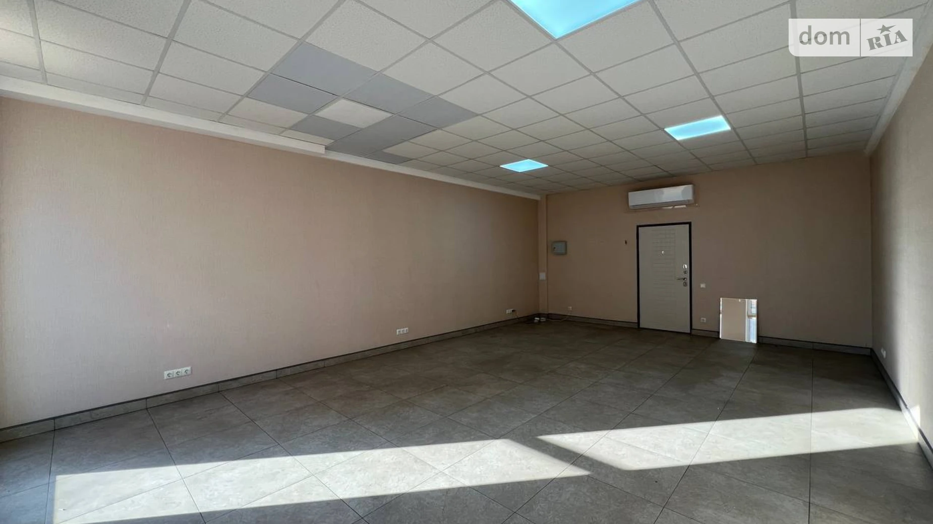 Сдается в аренду офис 44 кв. м в бизнес-центре, цена: 11000 грн - фото 3