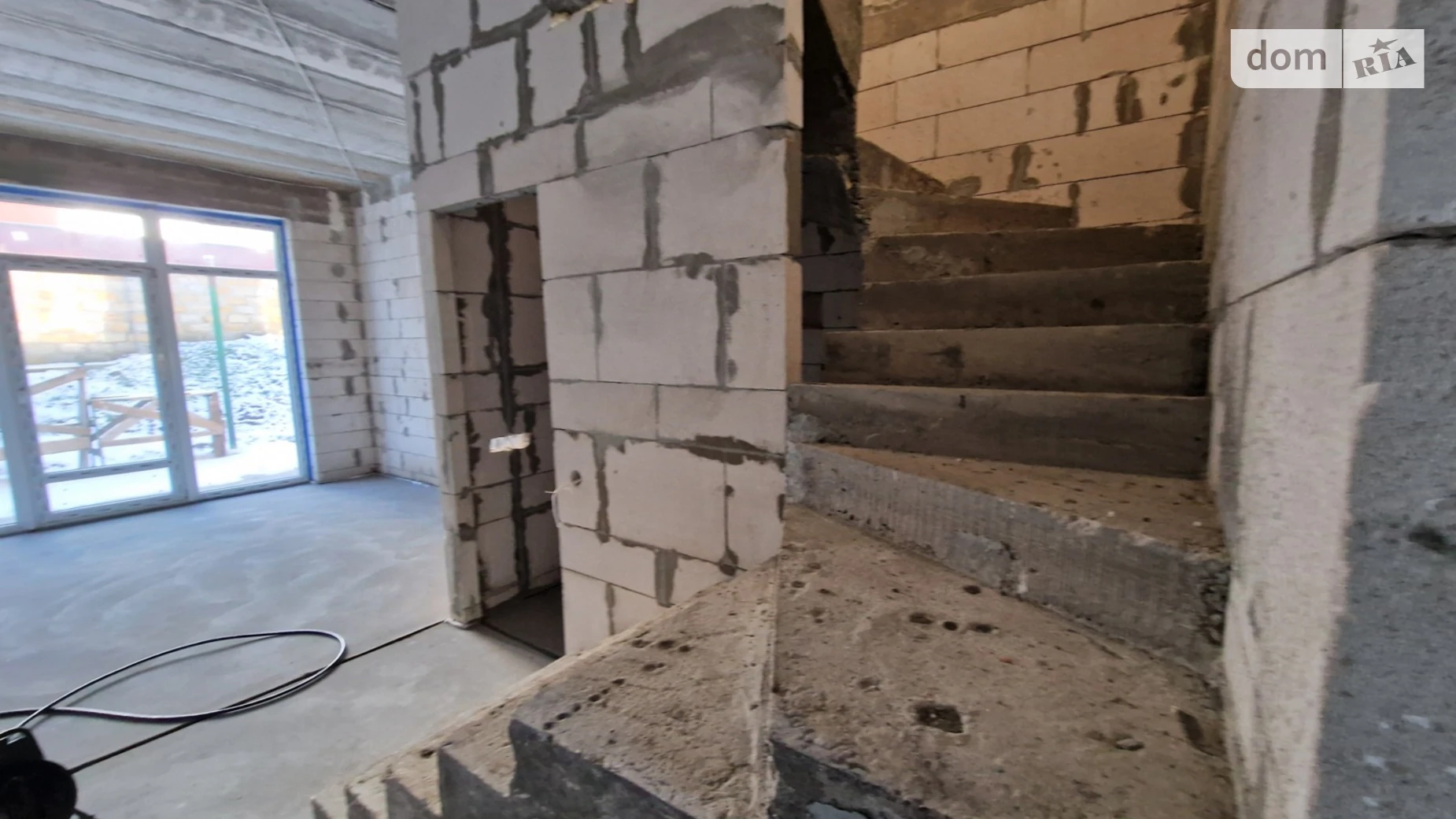 Продается дом на 2 этажа 105 кв. м с балконом, цена: 130000 $ - фото 5