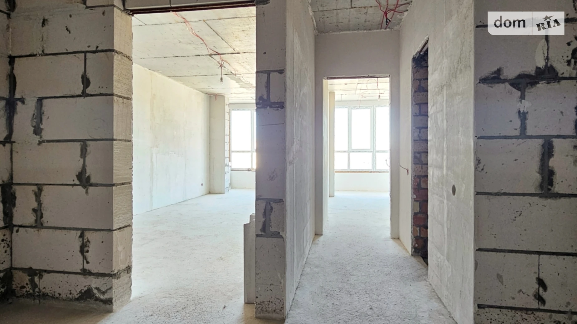 Продається 1-кімнатна квартира 52.6 кв. м у Черкасах, вул. Митницька, 42 - фото 3