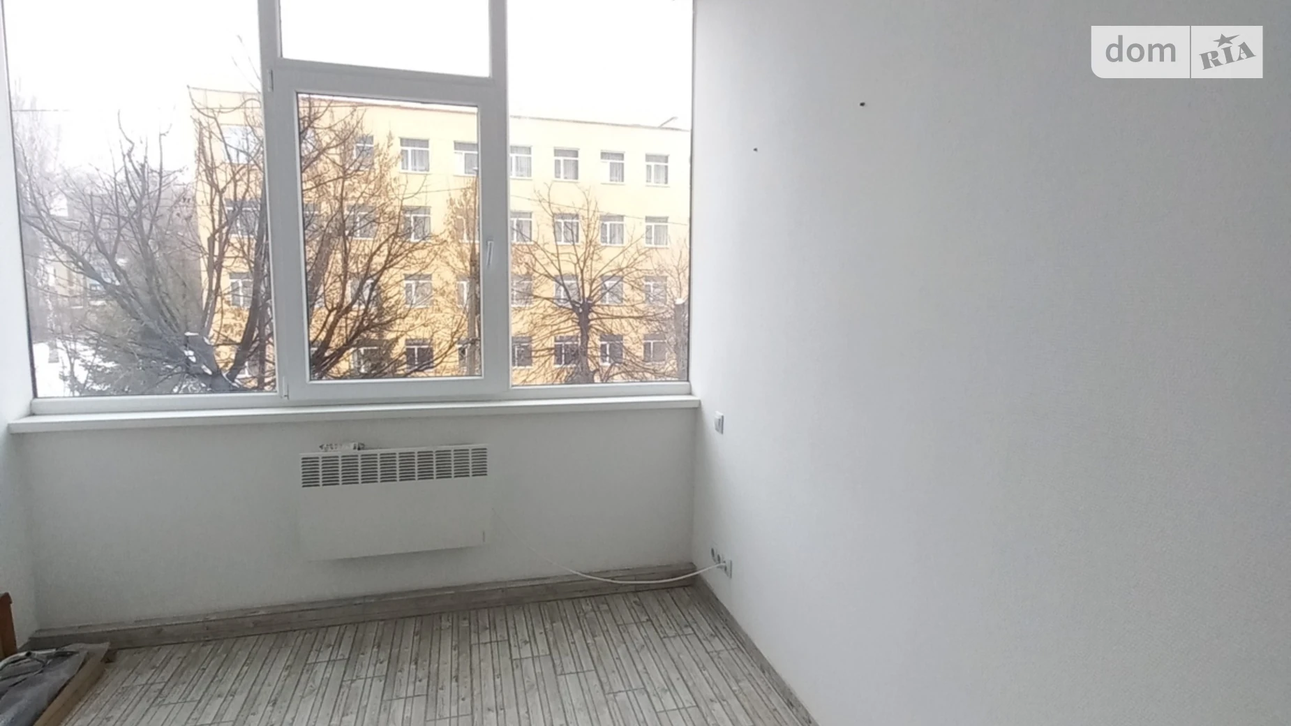 Сдается в аренду офис 15 кв. м в бизнес-центре, цена: 4500 грн - фото 4