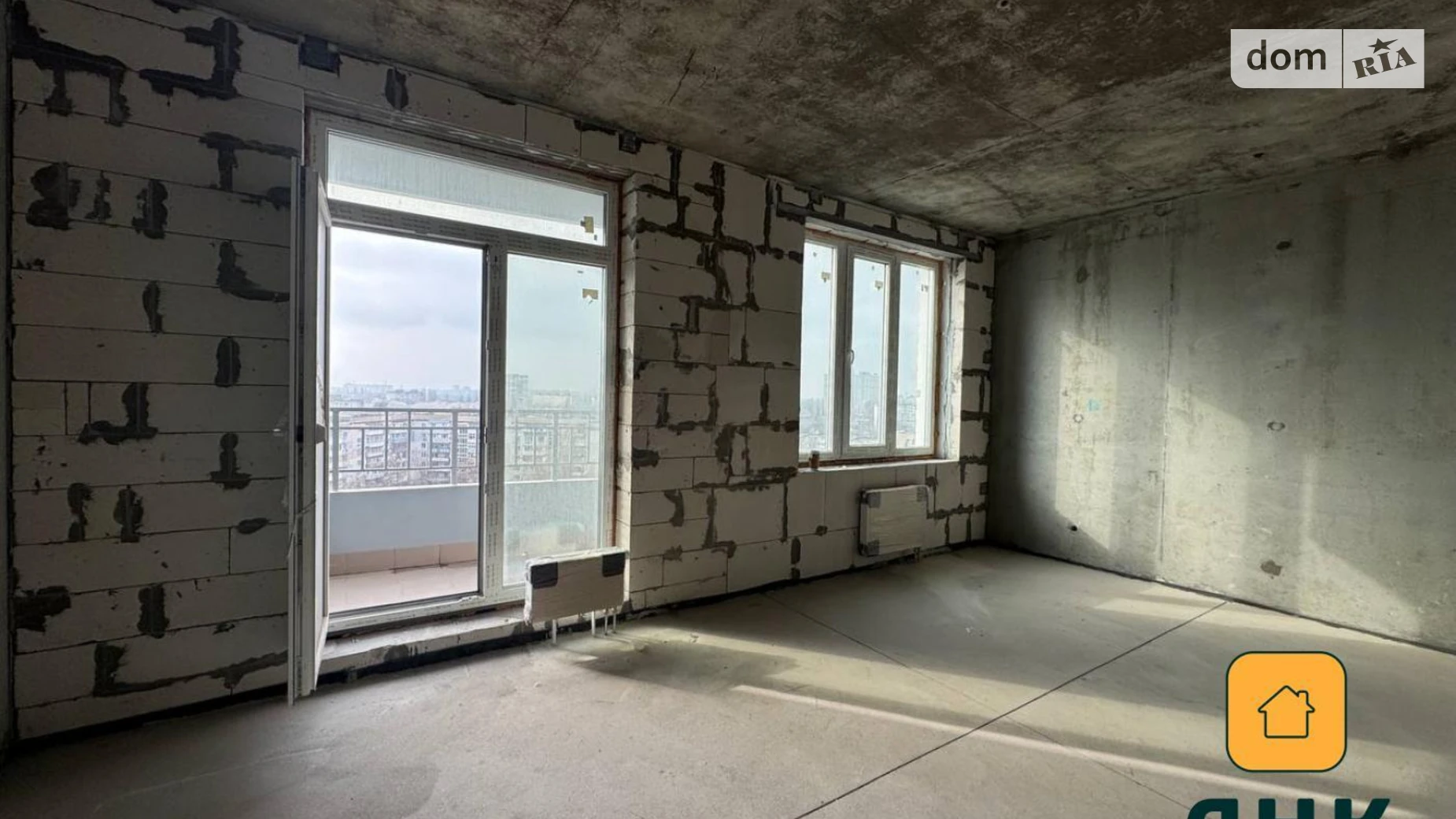 Продается 1-комнатная квартира 45 кв. м в Одессе, просп. Леси Украинки, 19 корпус 4 - фото 2