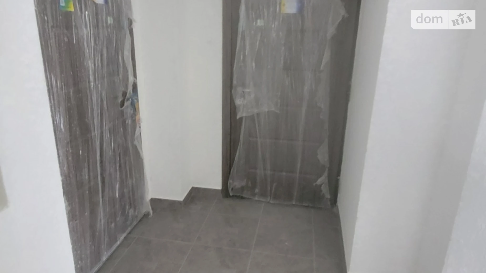 Продается 2-комнатная квартира 66 кв. м в Львове, ул. Глинянский Тракт, 1А - фото 3