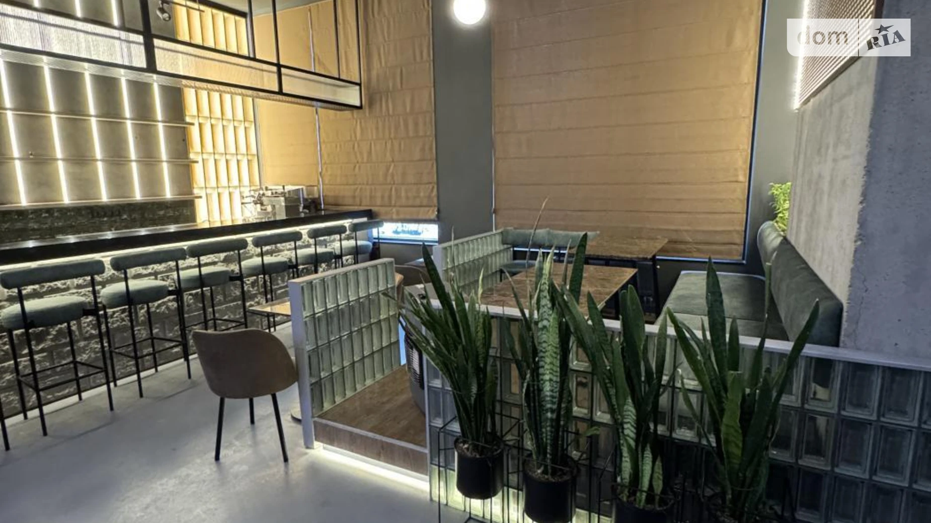 Сдается в аренду офис 140 кв. м в бизнес-центре, цена: 4900 $ - фото 3