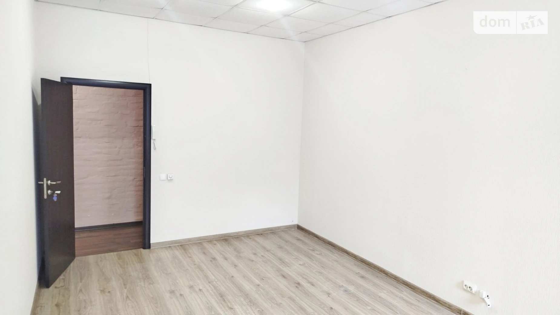 Сдается в аренду офис 23.2 кв. м в бизнес-центре, цена: 9340 грн - фото 2