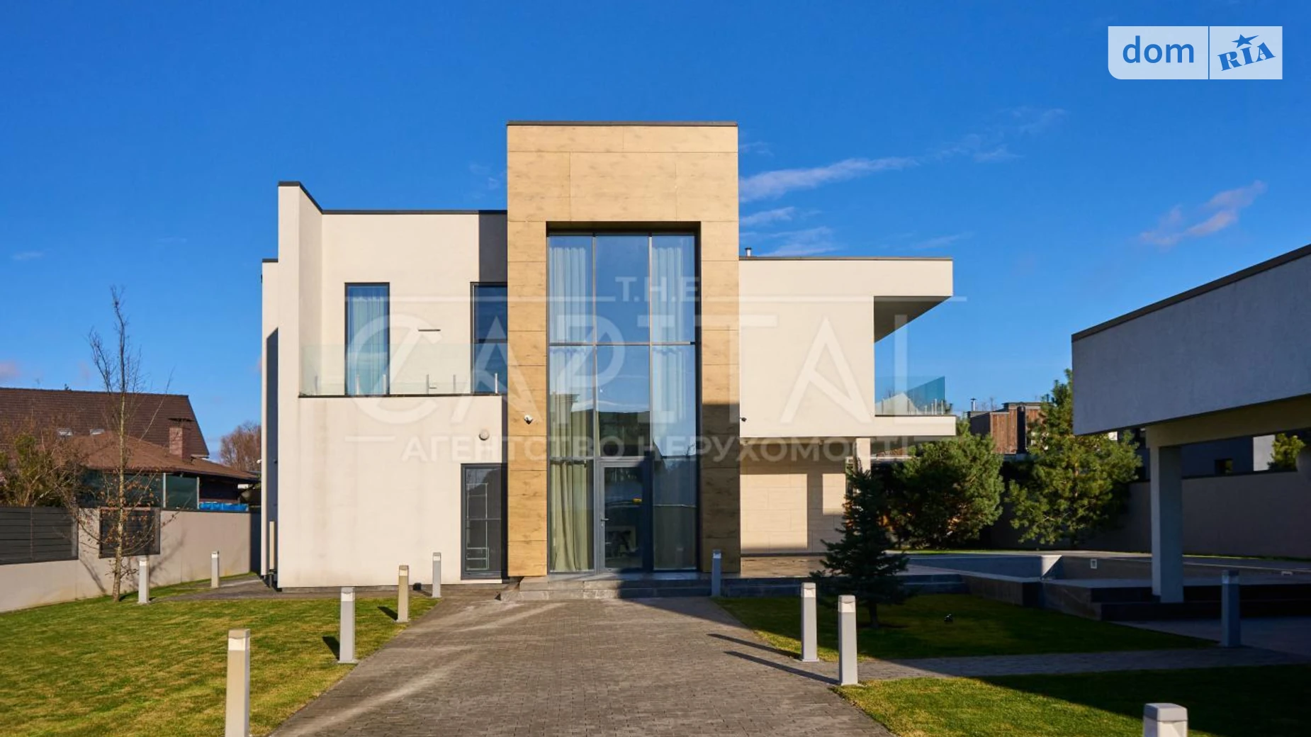 Сдается в аренду дом на 2 этажа 448 кв. м с балконом, цена: 8000 $ - фото 2