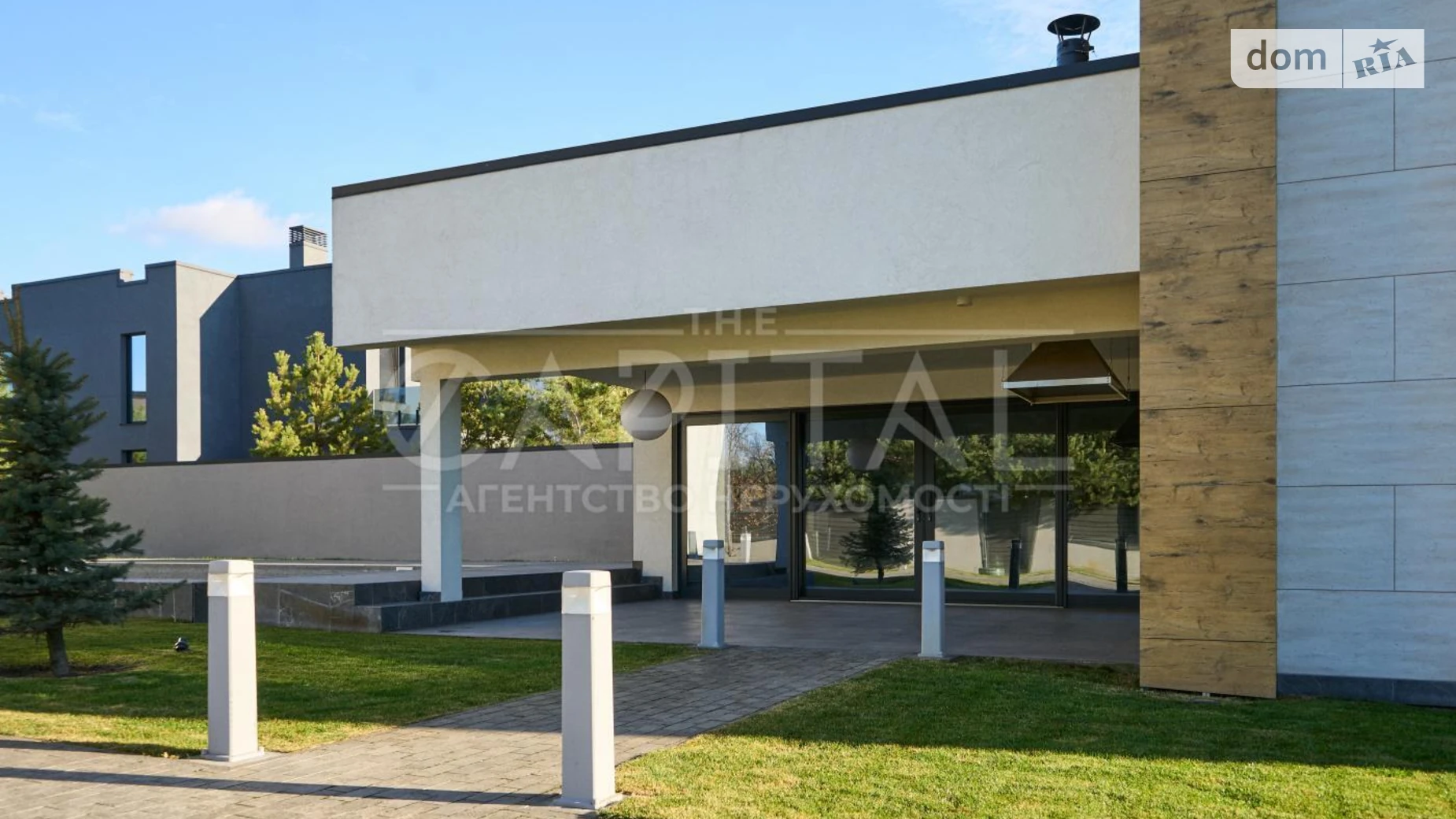 Сдается в аренду дом на 2 этажа 448 кв. м с балконом, цена: 8000 $ - фото 4