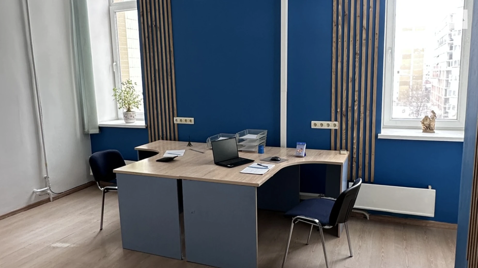 Сдается в аренду офис 28 кв. м в бизнес-центре, цена: 11500 грн - фото 2