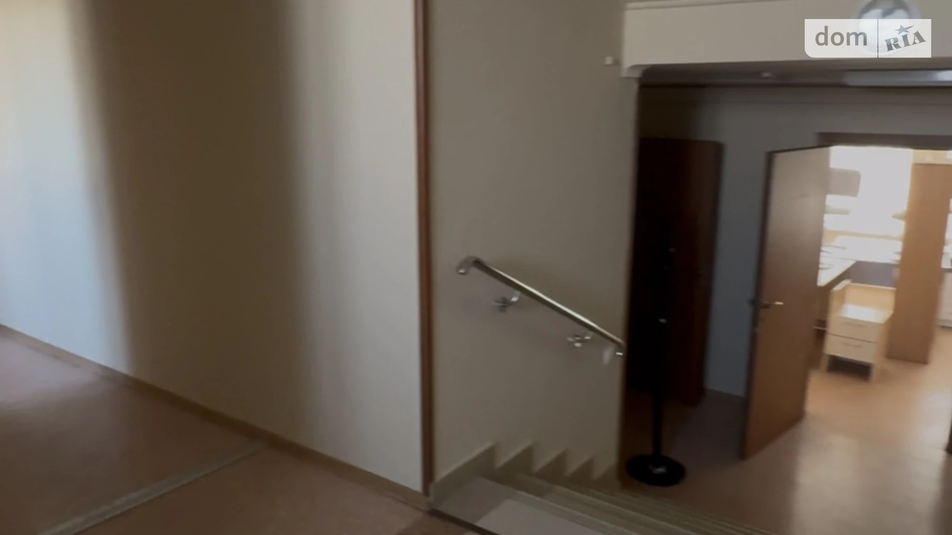 Сдается в аренду офис 253.9 кв. м в бизнес-центре, цена: 2500 $ - фото 5