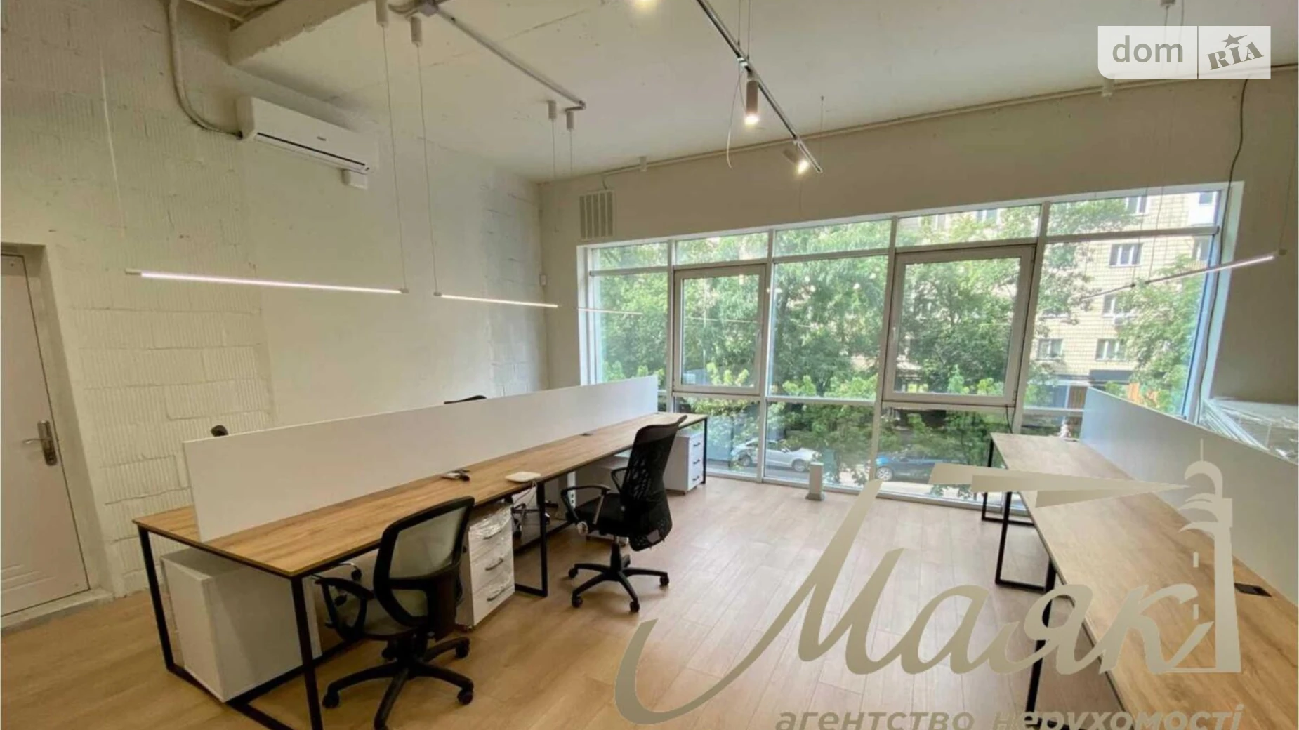 Сдается в аренду офис 182 кв. м в бизнес-центре, цена: 2500 $ - фото 3