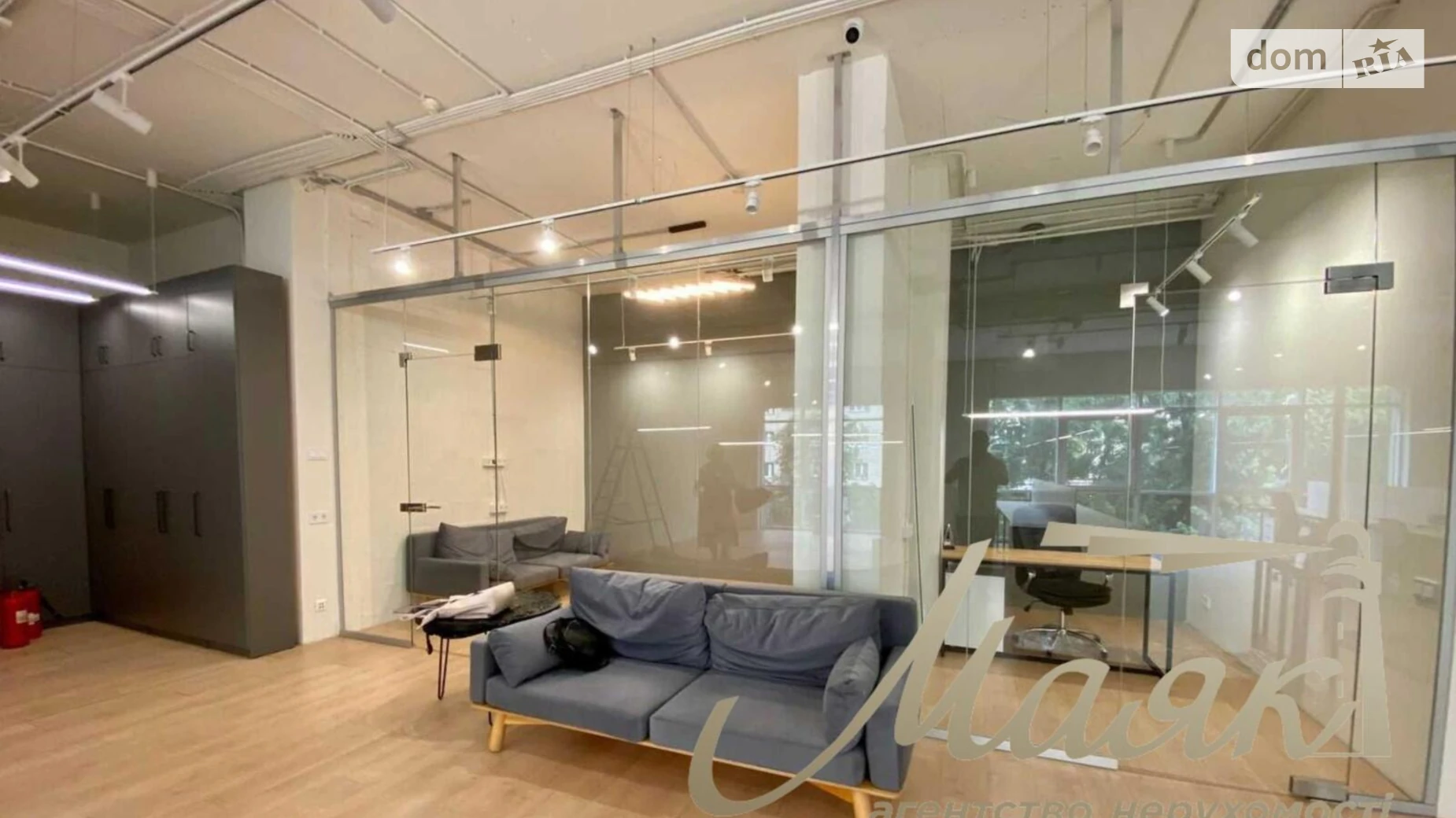 Сдается в аренду офис 182 кв. м в бизнес-центре, цена: 2500 $ - фото 5