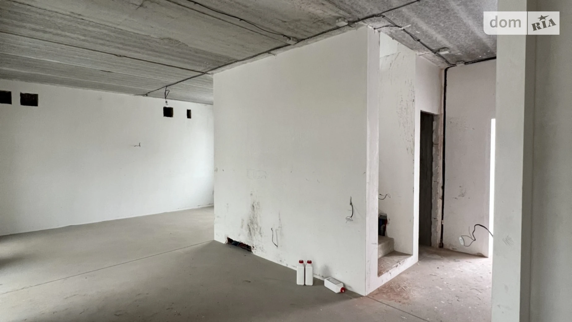 вул. Сергія Голубєва, 2 Щасливе Рівне ЖК Amster, цена: 115000 $ - фото 4