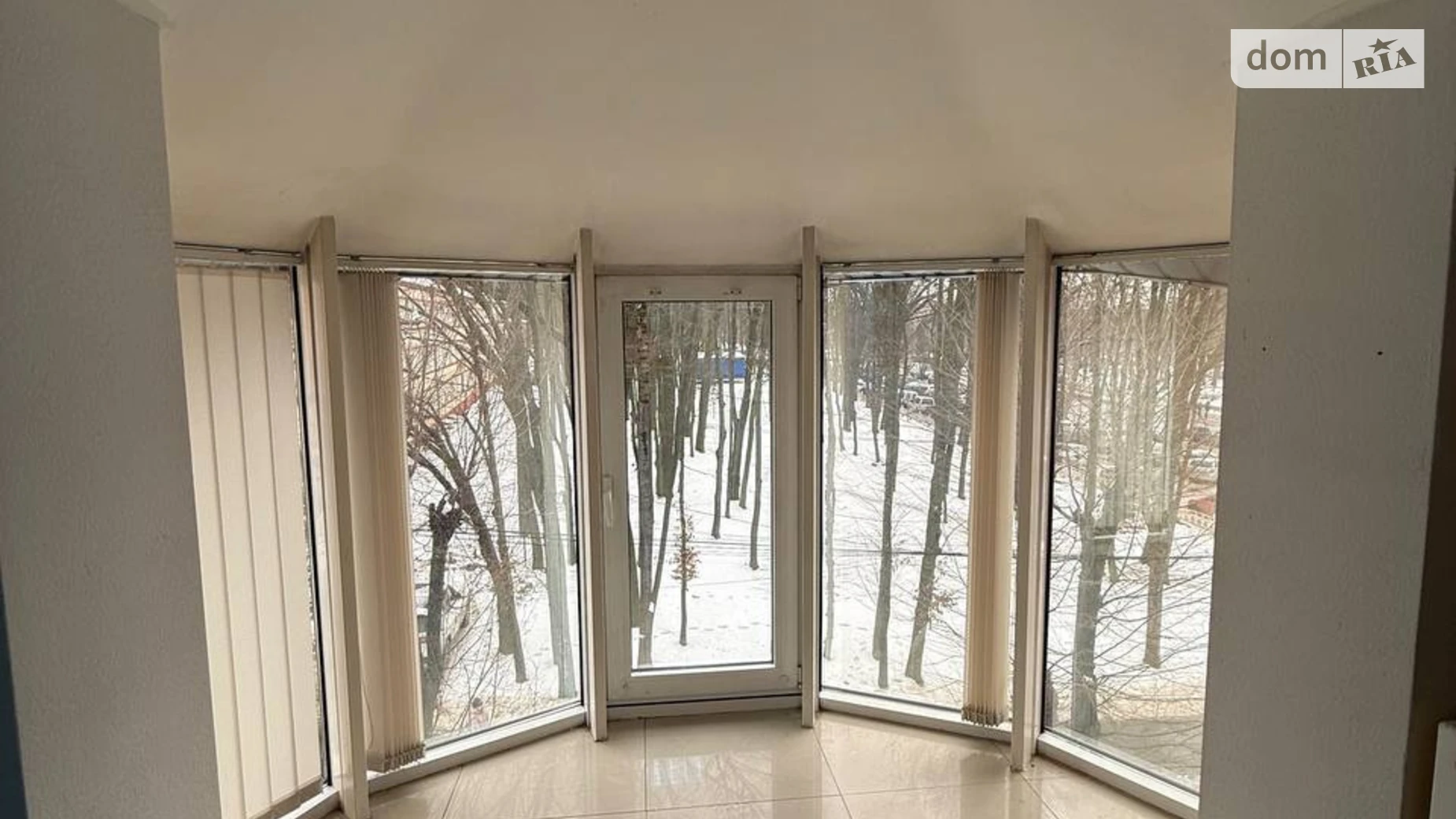 Сдается в аренду объект сферы услуг 33.5 кв. м в 3-этажном здании, цена: 15000 грн - фото 3