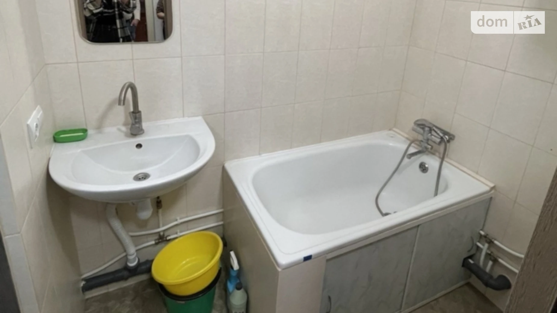 Продається 1-кімнатна квартира 30 кв. м у Ужгороді, вул. Василя Комендаря, 50 - фото 2