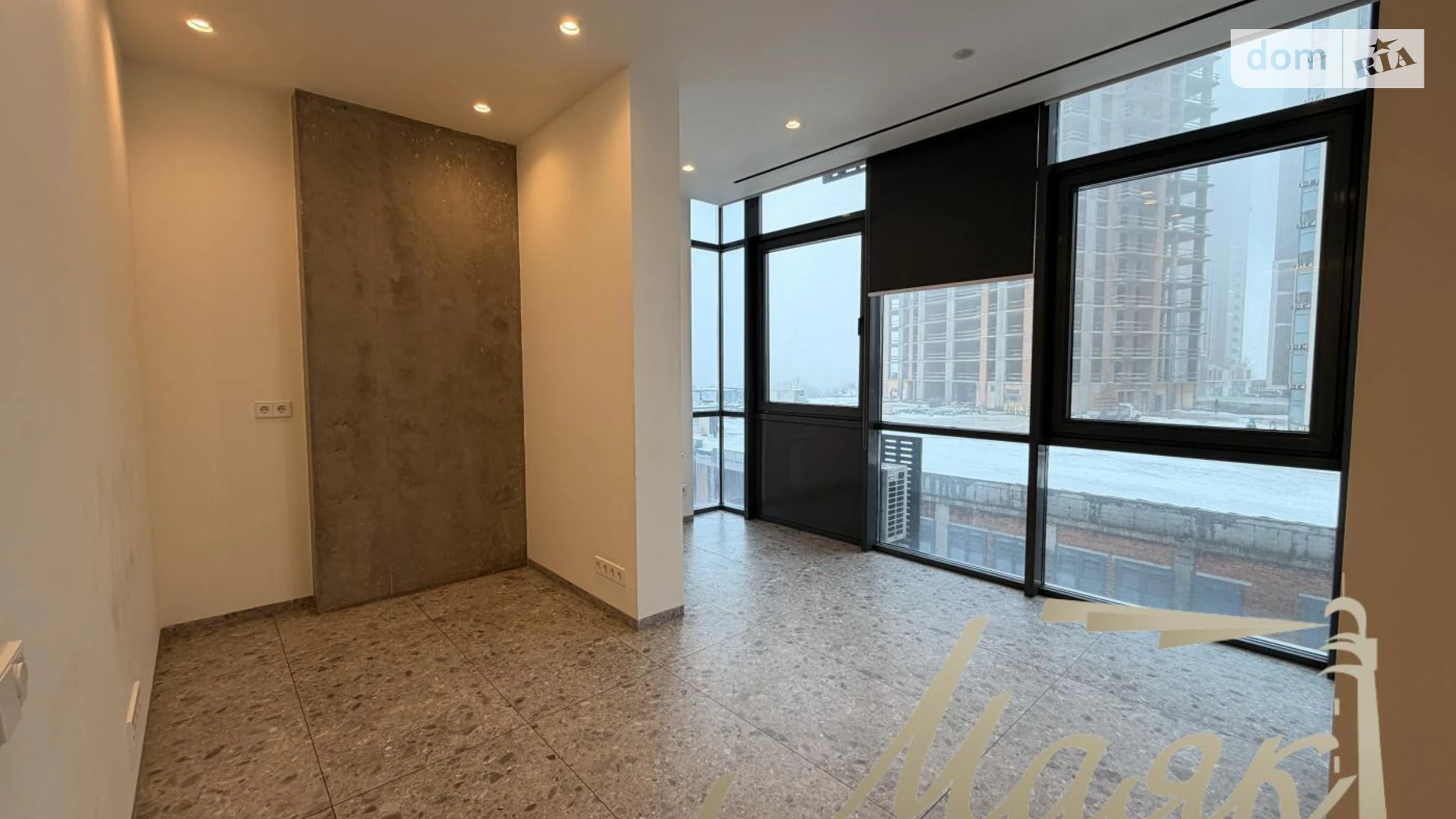 Сдается в аренду офис 55 кв. м в бизнес-центре, цена: 1500 $ - фото 5