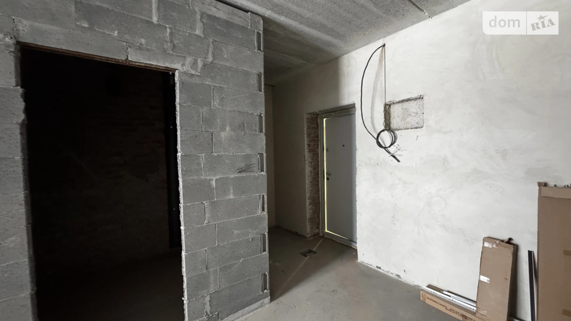 Продается 1-комнатная квартира 30 кв. м в Гостомеле, ул. Молодежная, 11/5 - фото 4