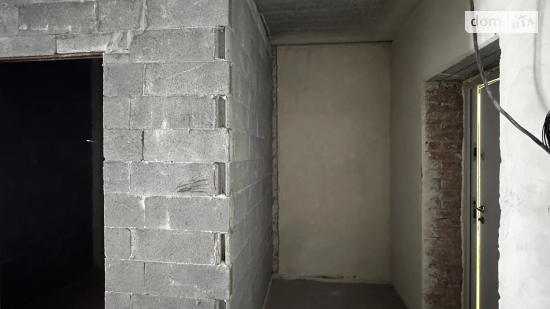 Продается 1-комнатная квартира 30 кв. м в Гостомеле, ул. Молодежная, 11/5 - фото 5