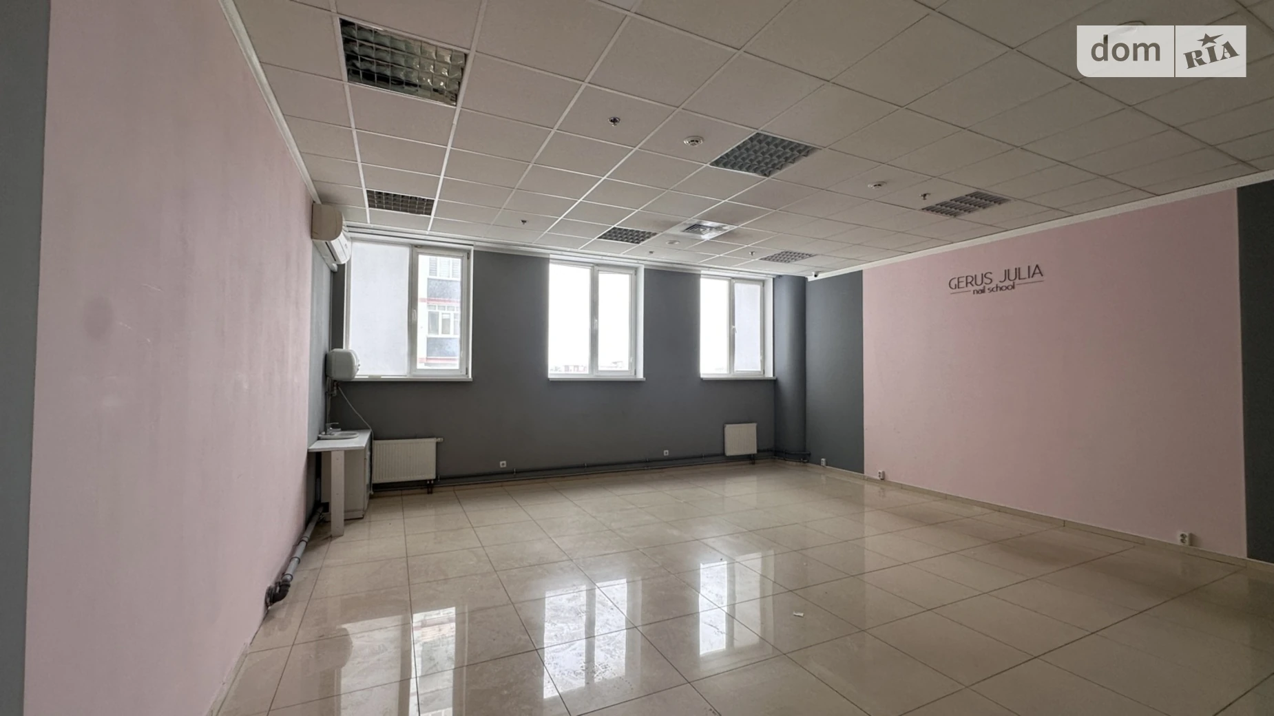 Сдается в аренду офис 65 кв. м в бизнес-центре, цена: 39000 грн - фото 2