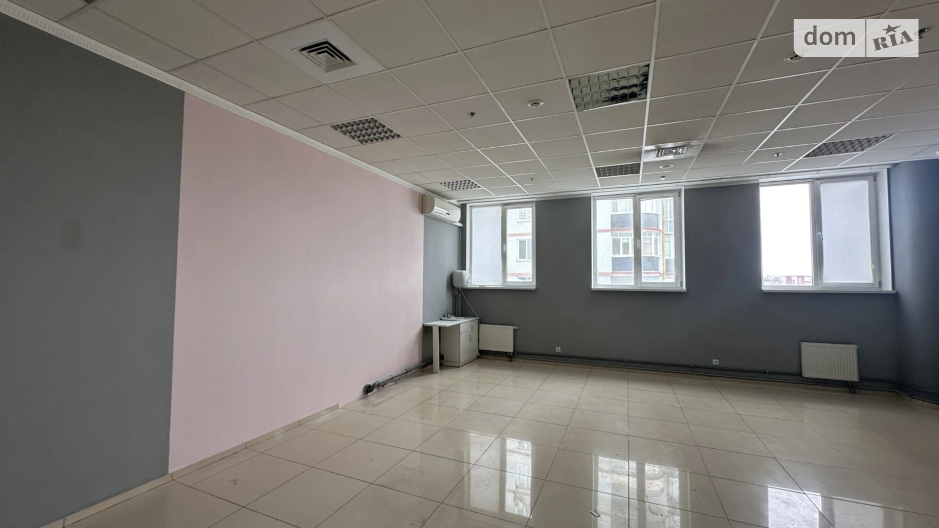 Сдается в аренду офис 65 кв. м в бизнес-центре, цена: 39000 грн - фото 4