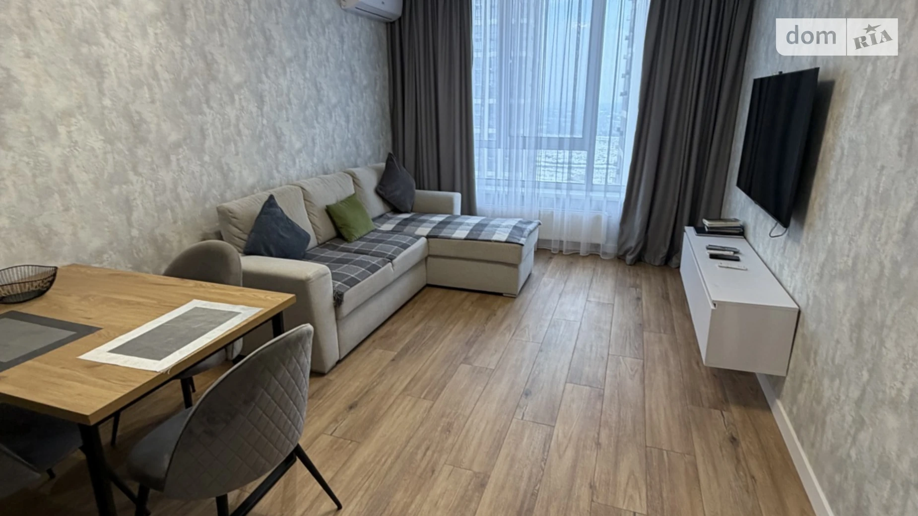 Продается 1-комнатная квартира 45 кв. м в Киеве, просп. Европейского Союза(Правды) - фото 2