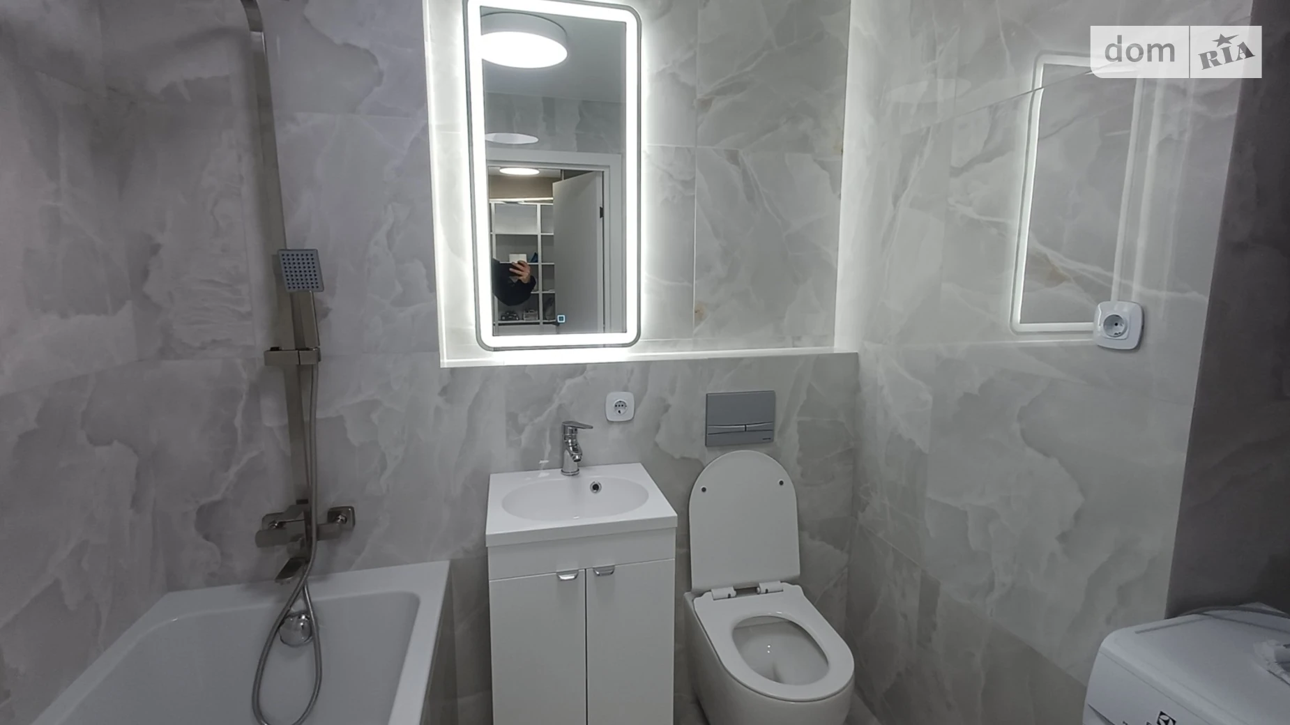 Продается 1-комнатная квартира 41 кв. м в Новоселках, ул. Пригородная, 22Б - фото 3