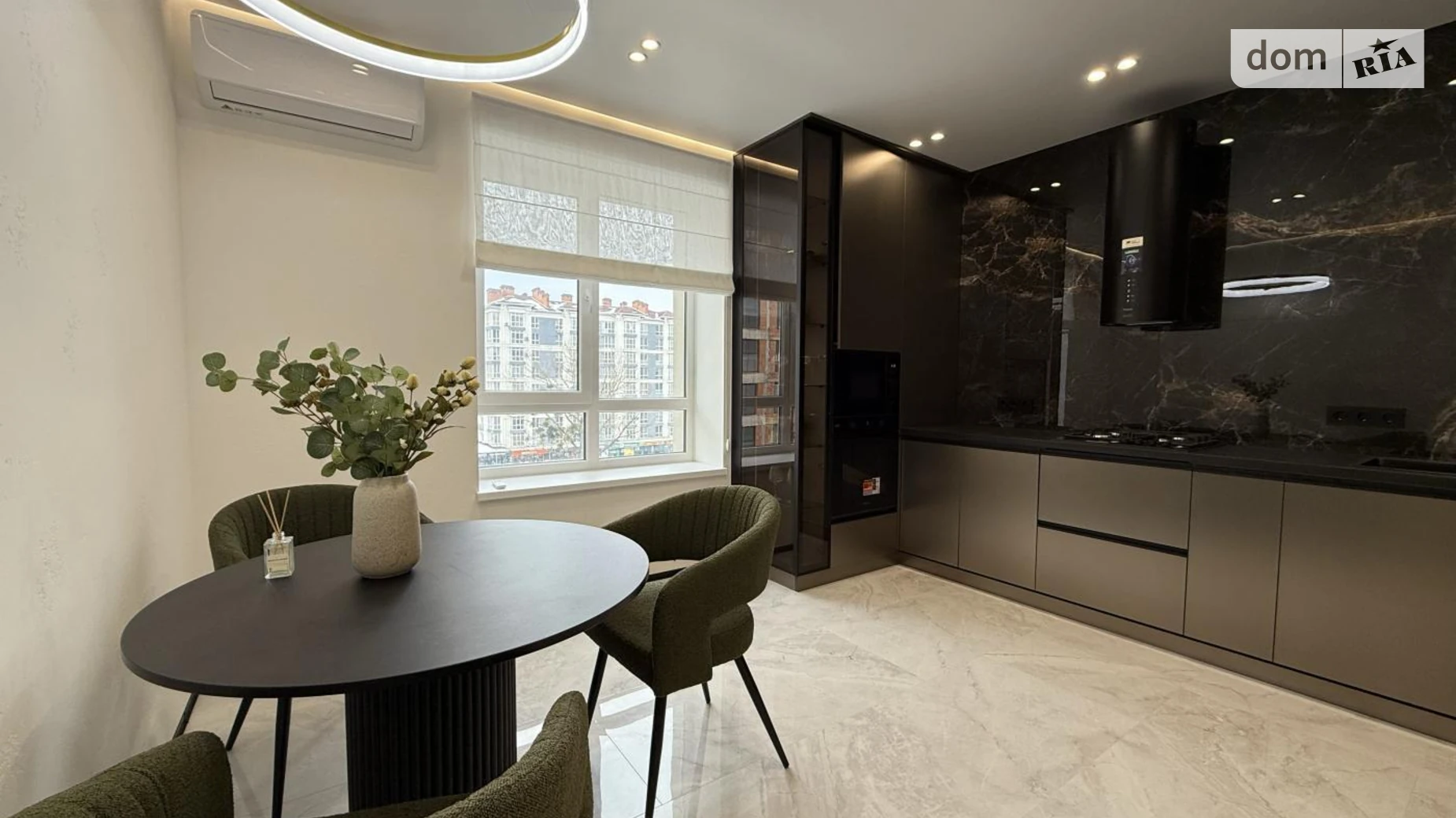 Продается 1-комнатная квартира 49 кв. м в Криховцах, ул. Приозерная, 38 - фото 2