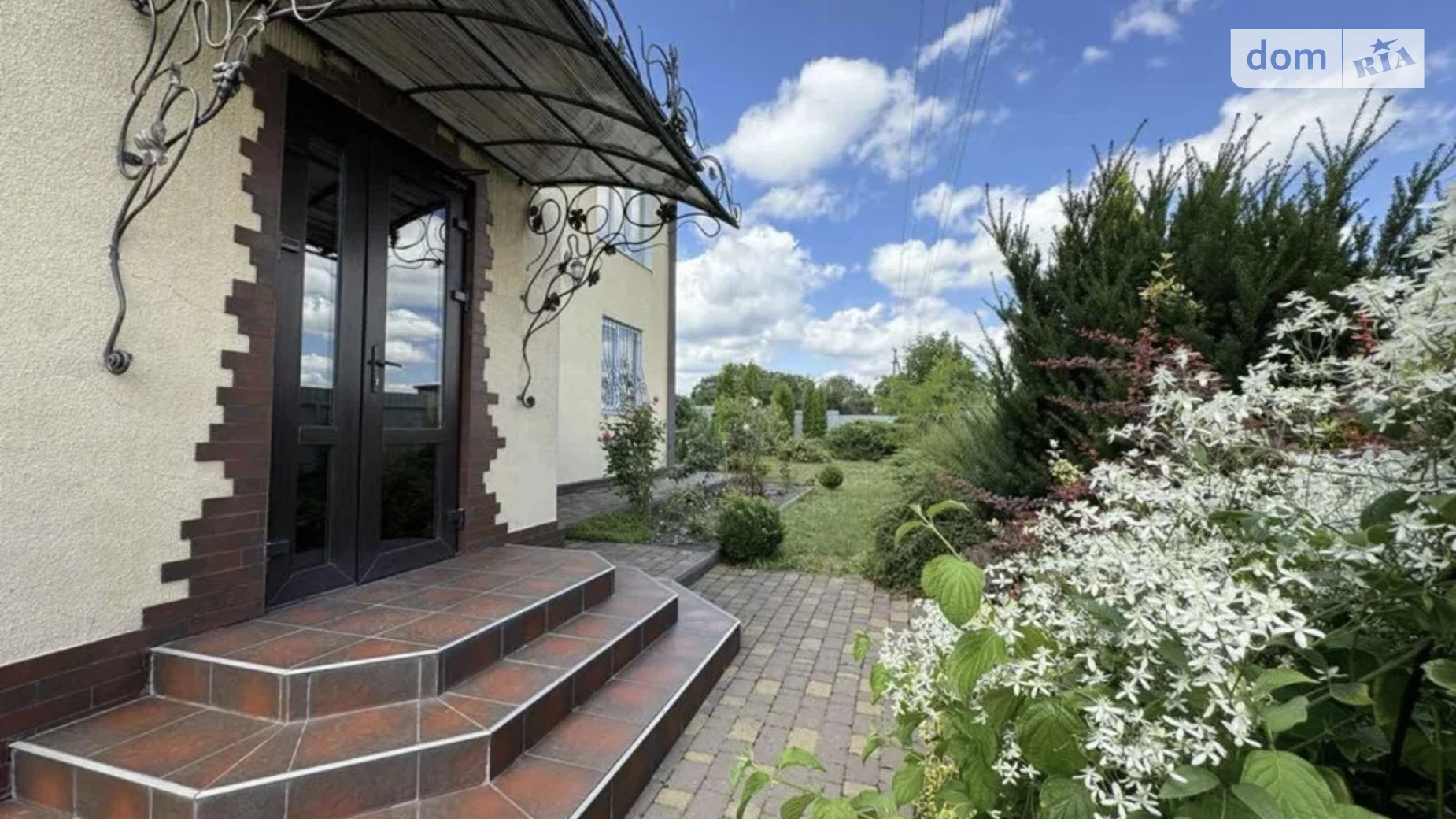 Продается дом на 2 этажа 184.5 кв. м с бассейном, цена: 139000 $ - фото 2