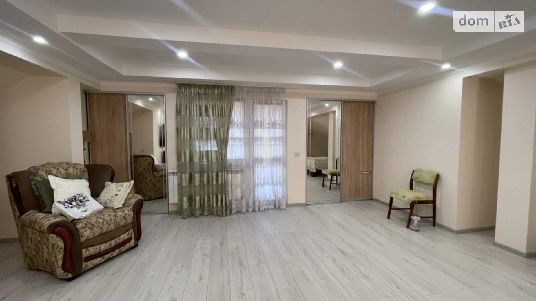 Продается дом на 2 этажа 161.8 кв. м с участком, цена: 120000 $ - фото 5