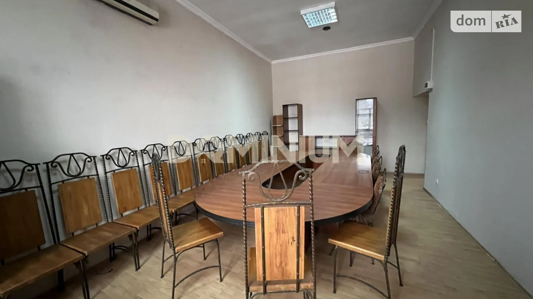ул. Духновича, 1 Свалява, цена: 300 $ - фото 4