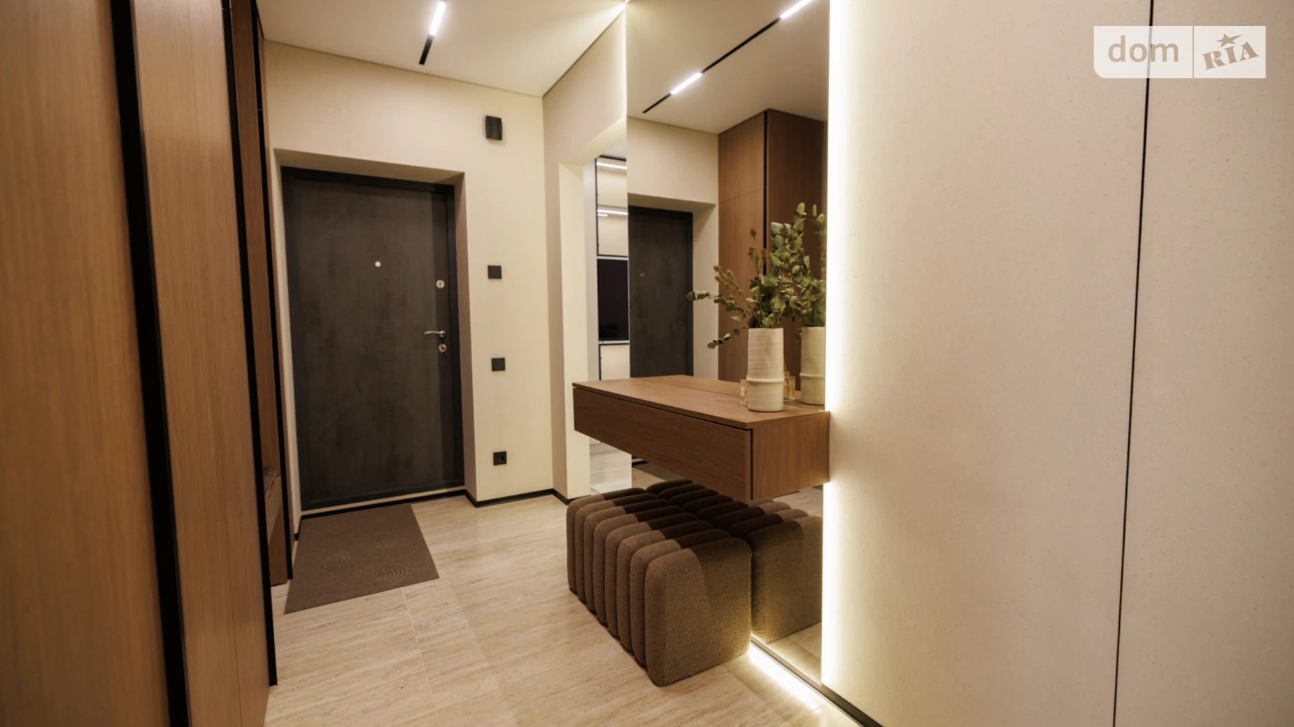 Продается 2-комнатная квартира 70.3 кв. м в Ивано-Франковске, ул. Гетьмана Ивана Мазепы - фото 3