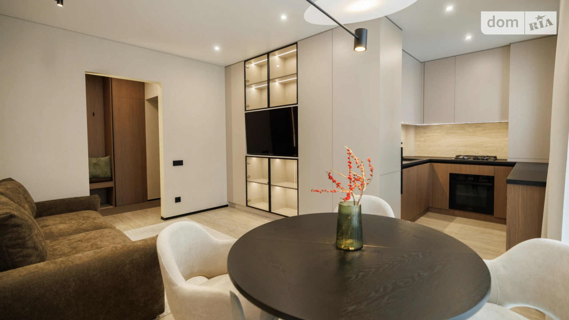 Продается 2-комнатная квартира 70.3 кв. м в Ивано-Франковске, ул. Гетьмана Ивана Мазепы - фото 5