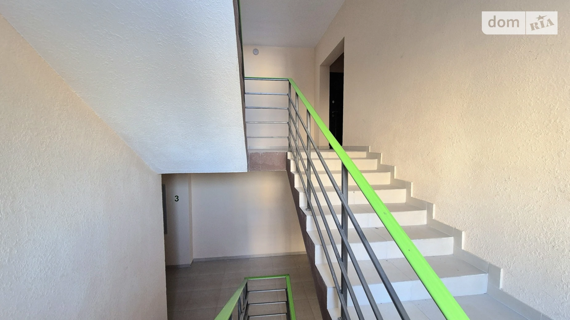 Продается 1-комнатная квартира 43 кв. м в Житомире, ул. Героев Крут, 54 - фото 3