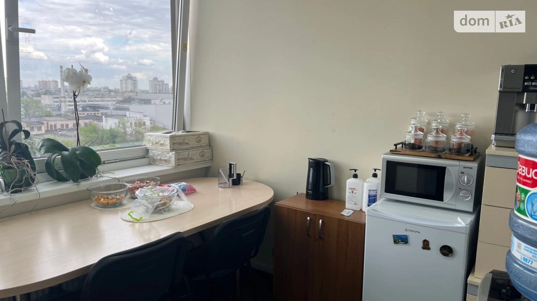 Сдается в аренду офис 85 кв. м в бизнес-центре, цена: 51000 грн - фото 2