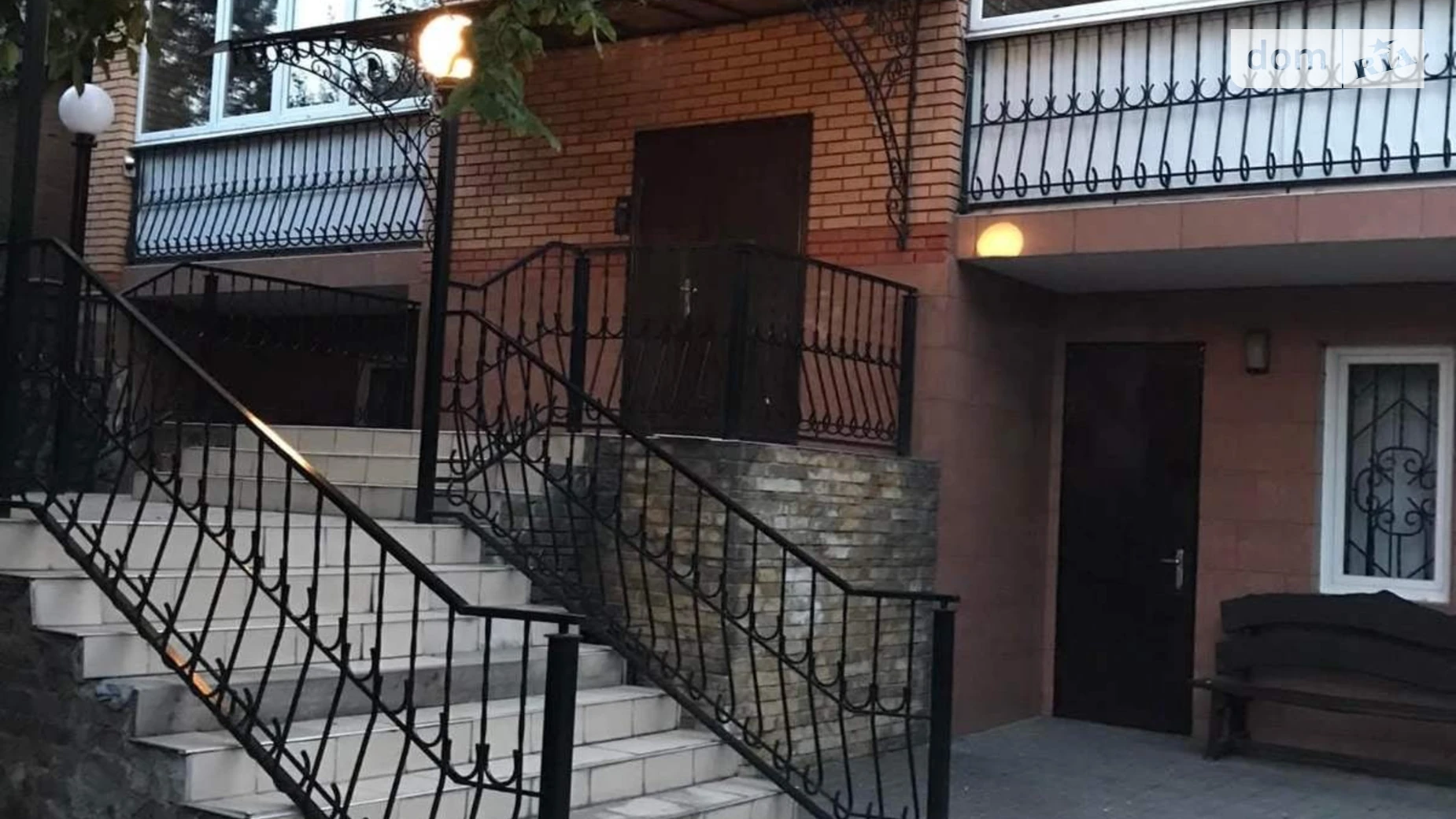 Продается 2-комнатная квартира 61.9 кв. м в Жмеринке, ул. Героев Крут(Горького), 4А - фото 3