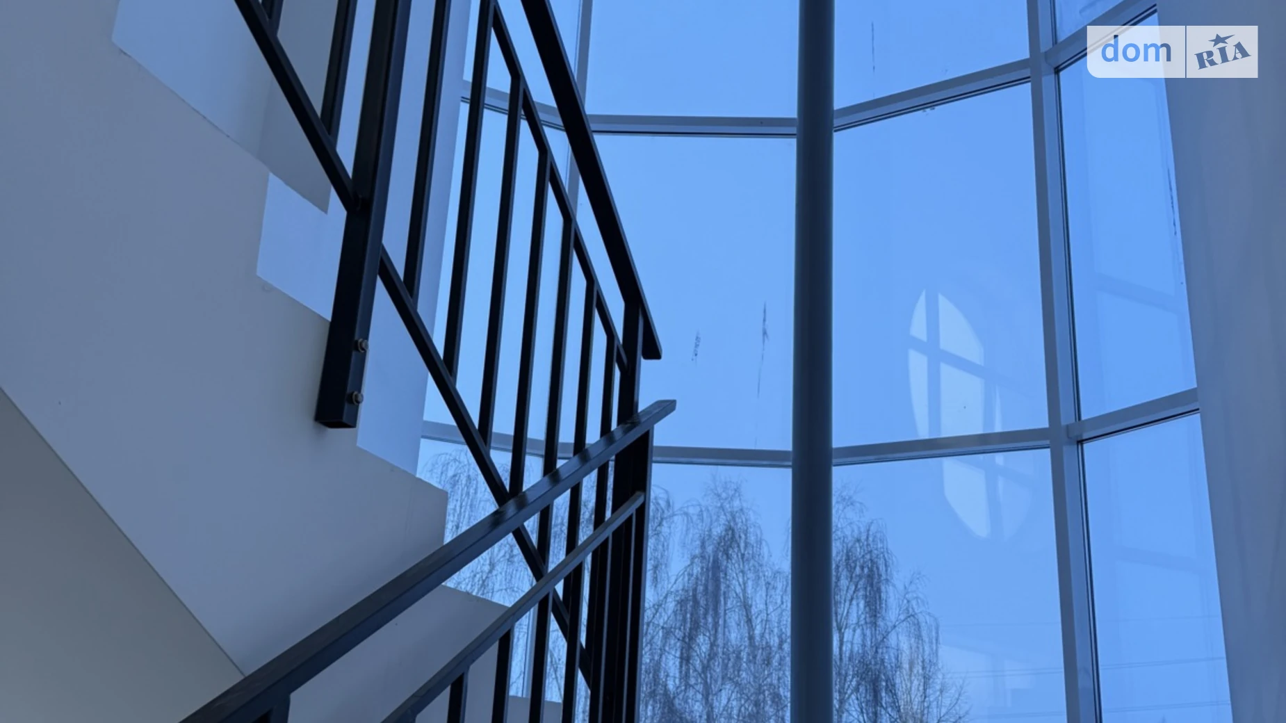 Сдается в аренду офис 60 кв. м в бизнес-центре, цена: 18000 грн - фото 2