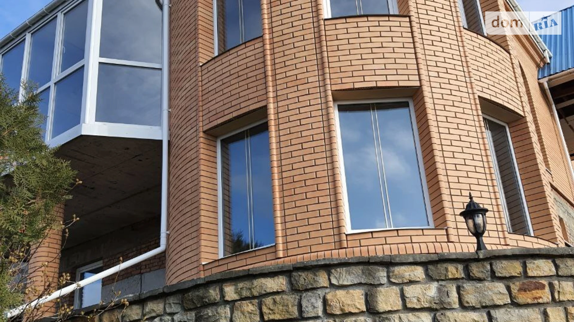 Продается дом на 2 этажа 445 кв. м с бассейном, цена: 205000 $ - фото 4