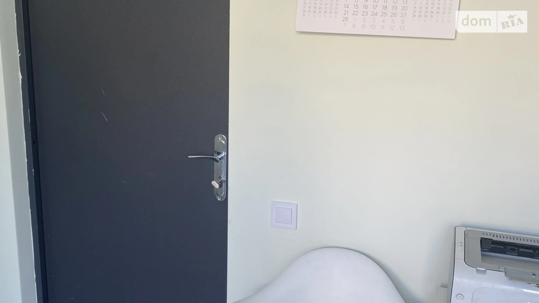 Продается офис 14.5 кв. м в бизнес-центре, цена: 15500 $ - фото 2