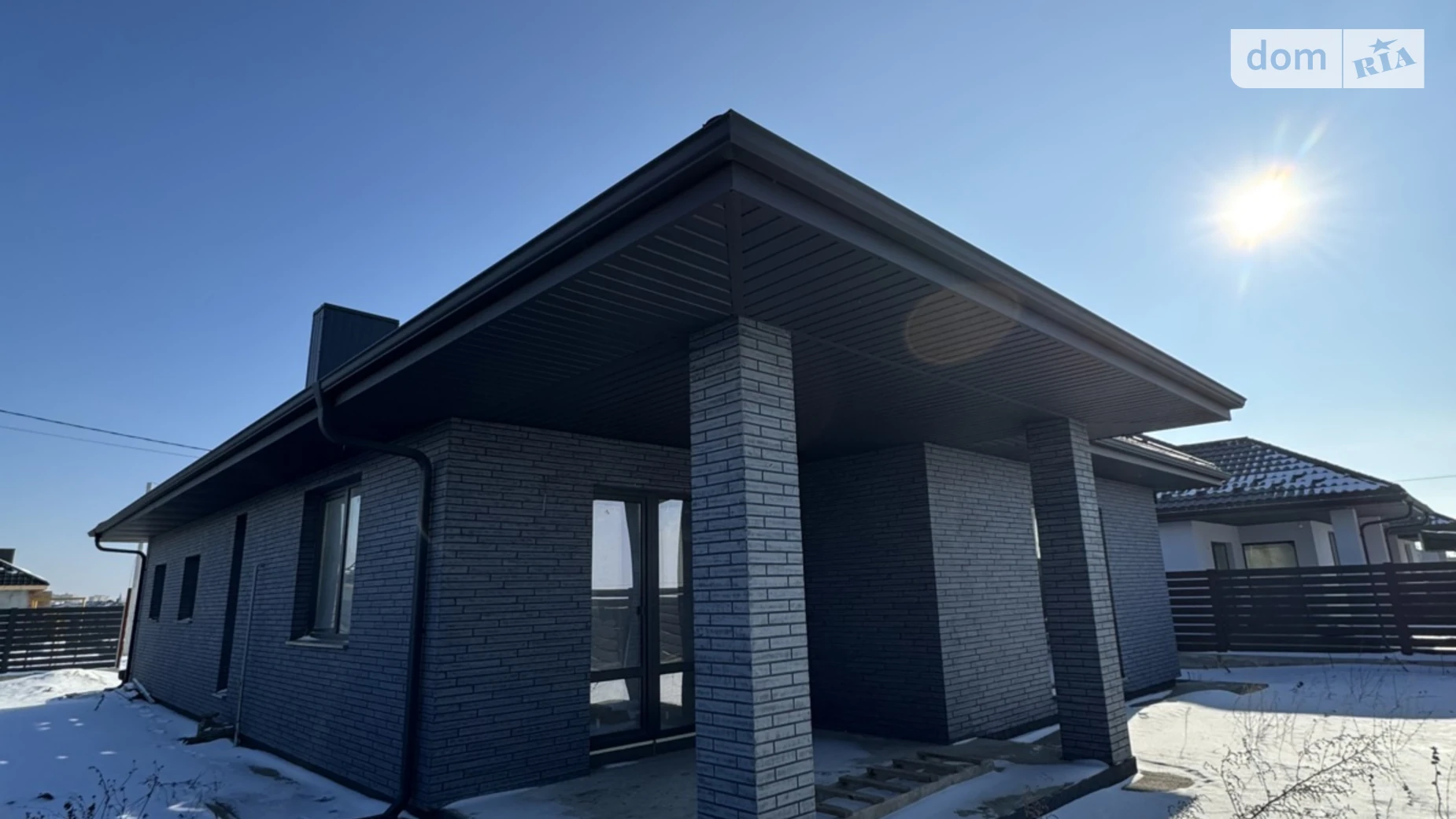 Продается одноэтажный дом 121 кв. м с верандой, цена: 99000 $ - фото 2