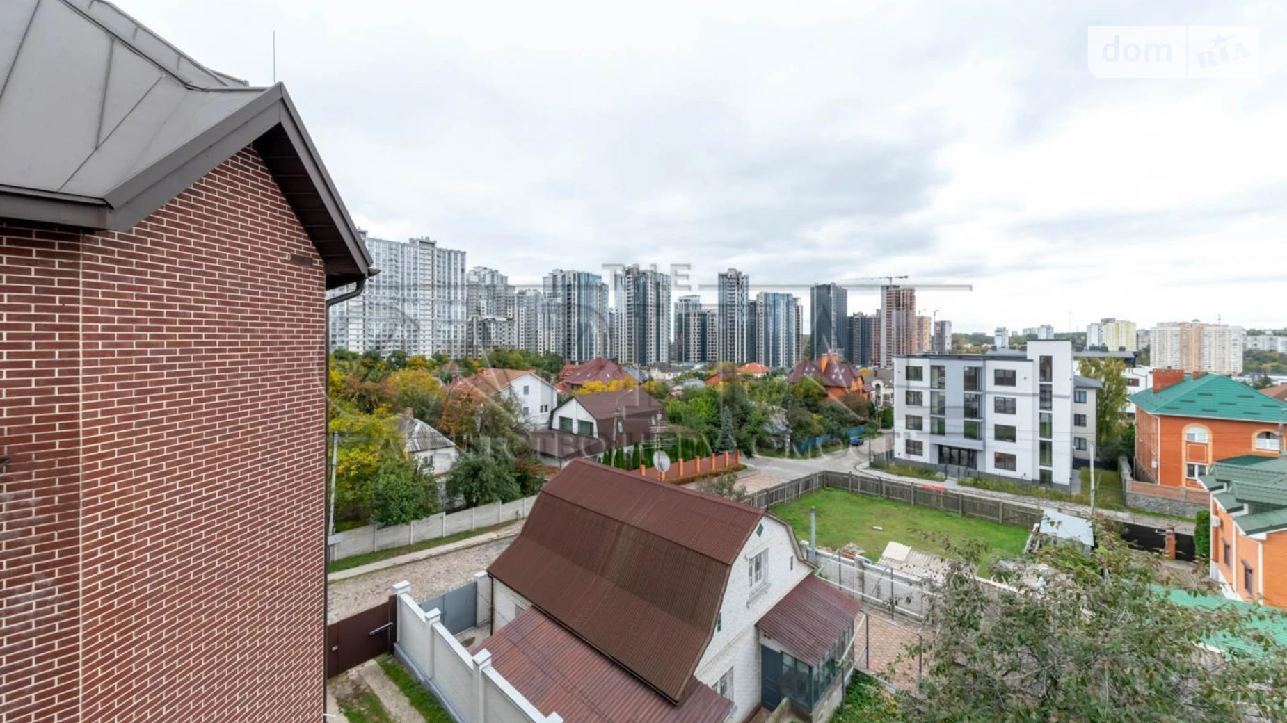 Продается дом на 3 этажа 389.1 кв. м с бассейном, цена: 800000 $ - фото 3