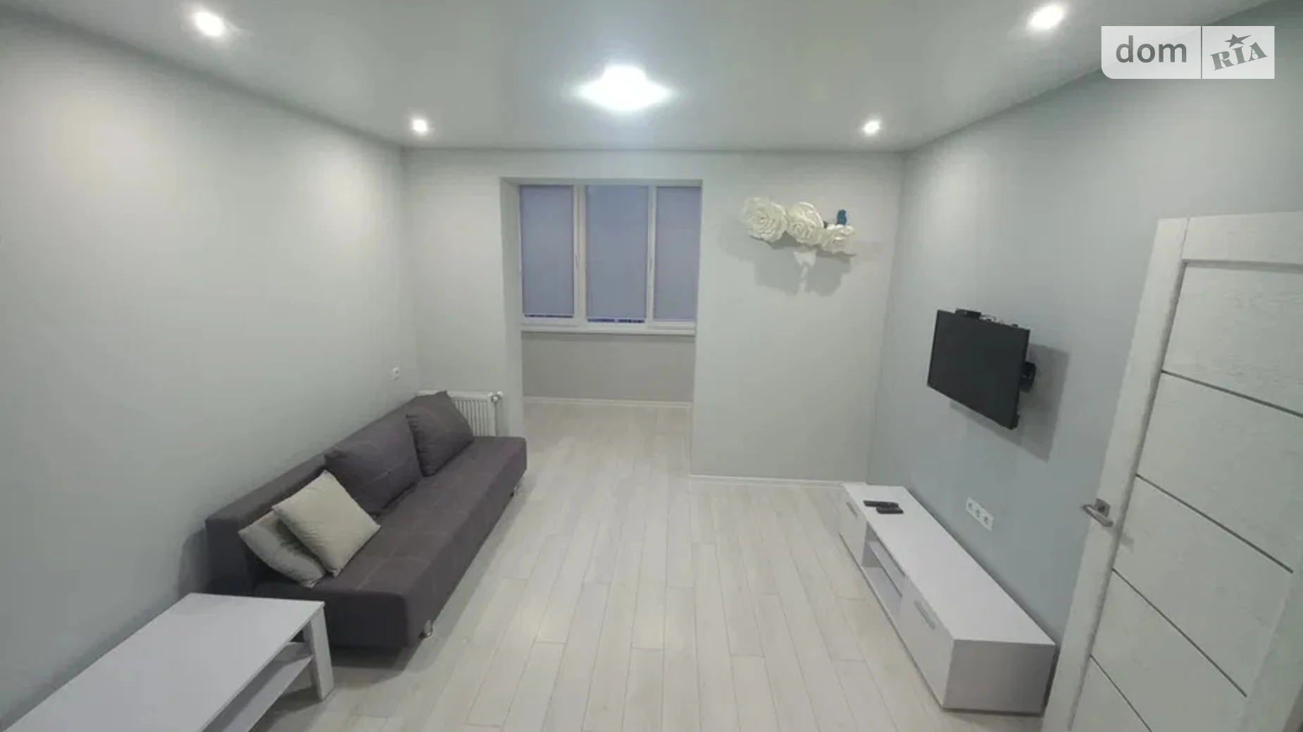 Сдается в аренду 1-комнатная квартира 47 кв. м в Львове, ул. Пулюя Ивана - фото 2