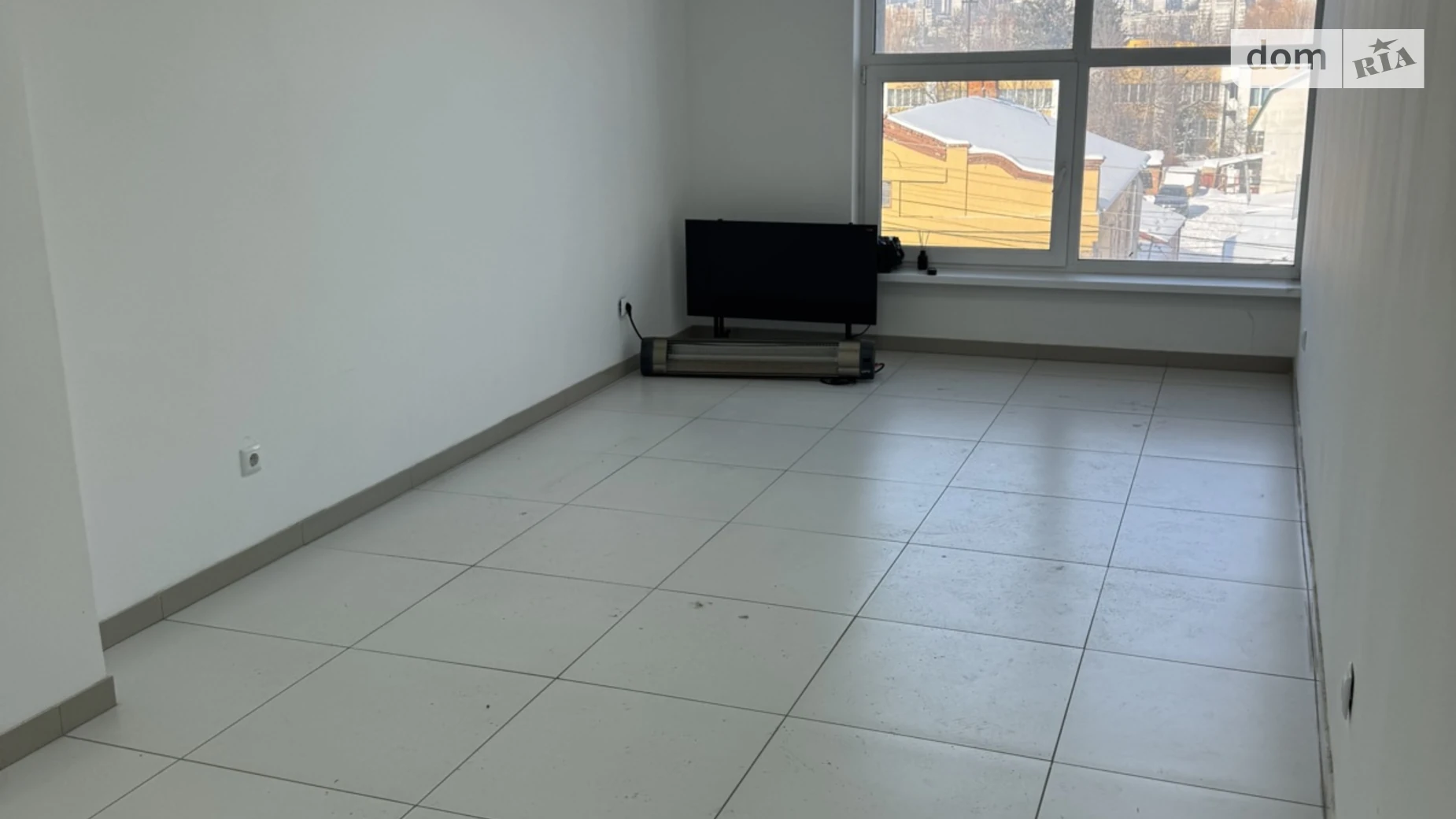 Сдается в аренду помещения свободного назначения 21 кв. м в 15-этажном здании, цена: 5990 грн - фото 2