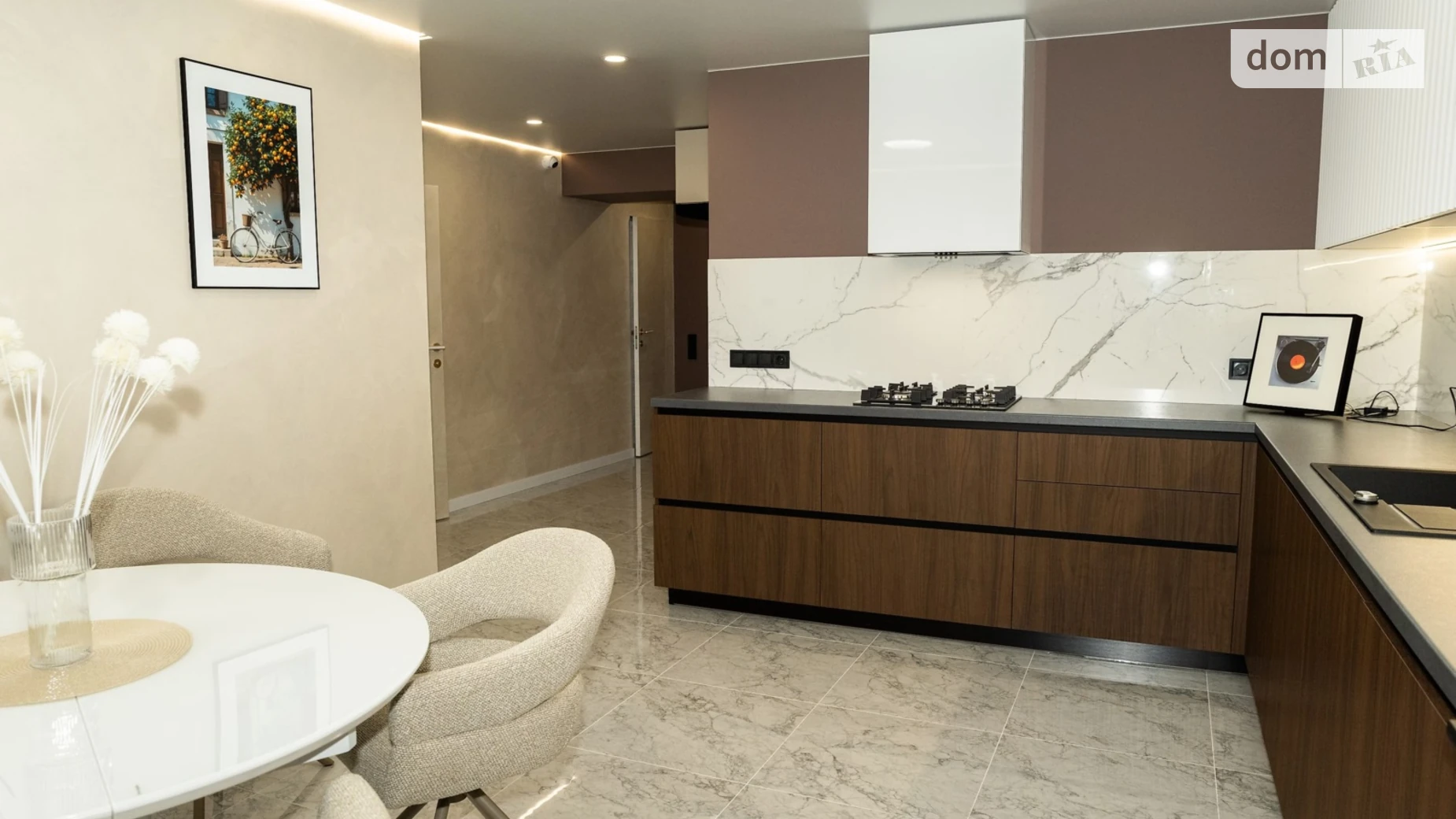 2-кімнатна квартира 69 кв. м у Тернополі, цена: 125000 $ - фото 4