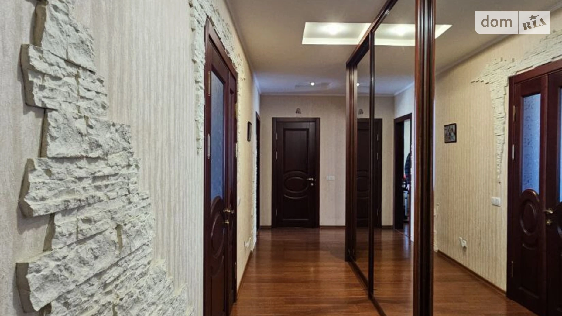 Продается 3-комнатная квартира 103.6 кв. м в Днепре, цена: 85000 $ - фото 2