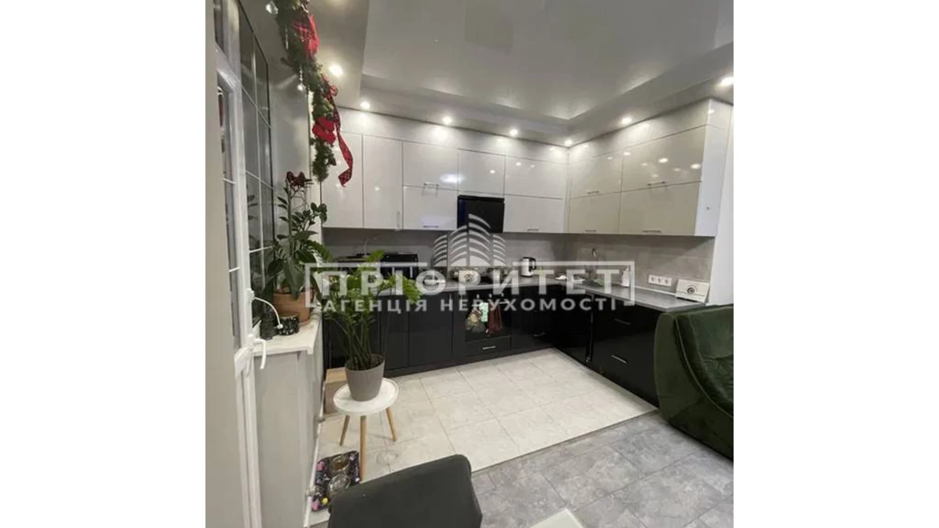 Продается 2-комнатная квартира 90.5 кв. м в Лиманке, мас. Радужный - фото 3