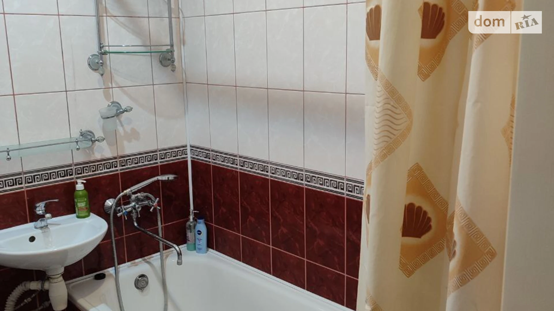 Сдается в аренду 3-комнатная квартира 60 кв. м в Ровно, ул. Буковинская - фото 3