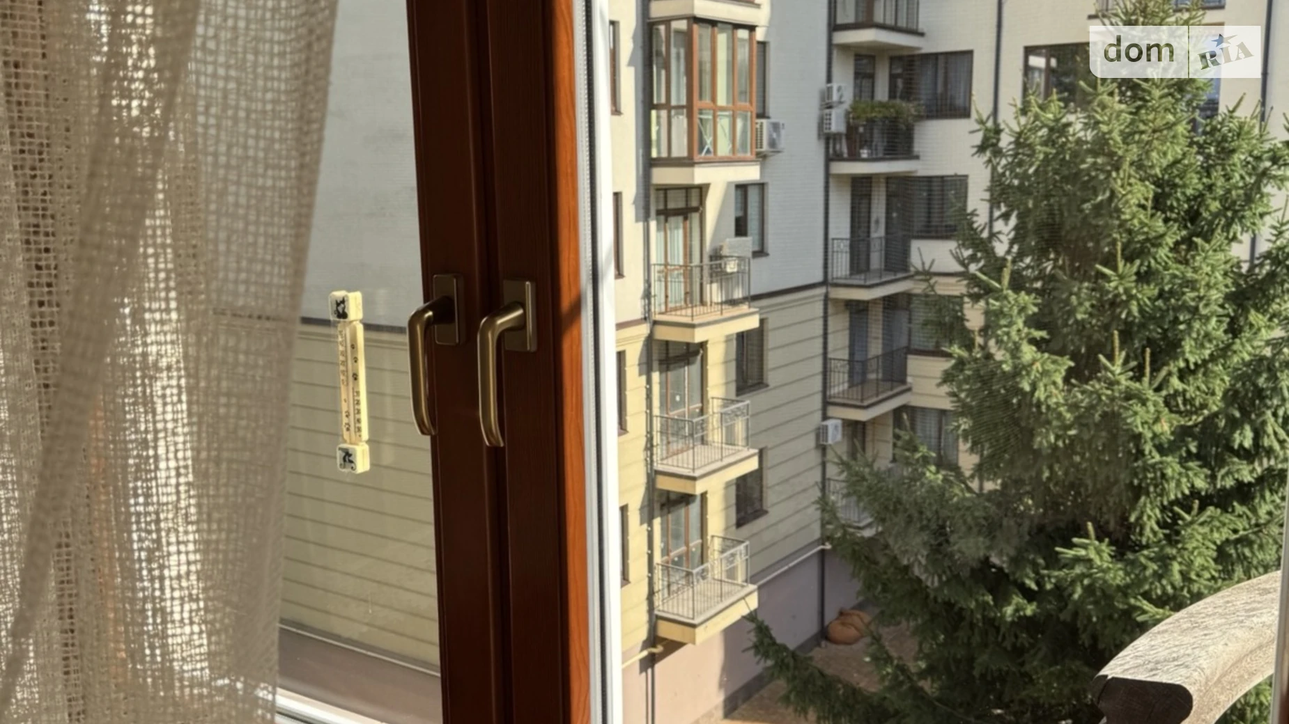 Продается 3-комнатная квартира 116.3 кв. м в Львове, ул. Лукаша - фото 3