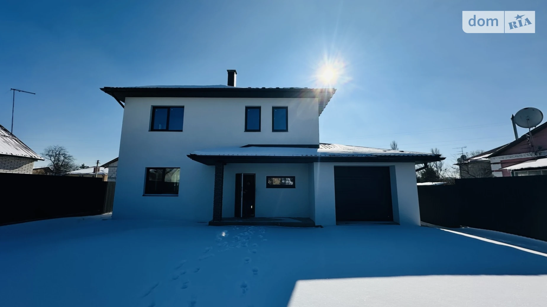 Продается дом на 2 этажа 160 кв. м с участком, цена: 210000 $ - фото 2