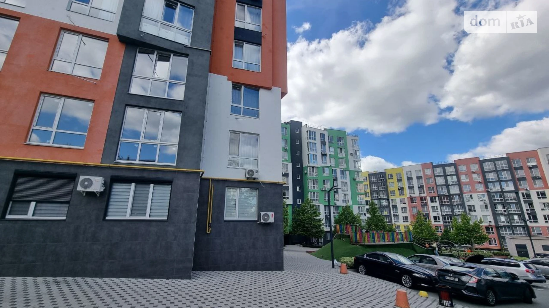 Продается 2-комнатная квартира 50.4 кв. м в Ирпене, ул. Григория Сковороды, 13/8 - фото 2