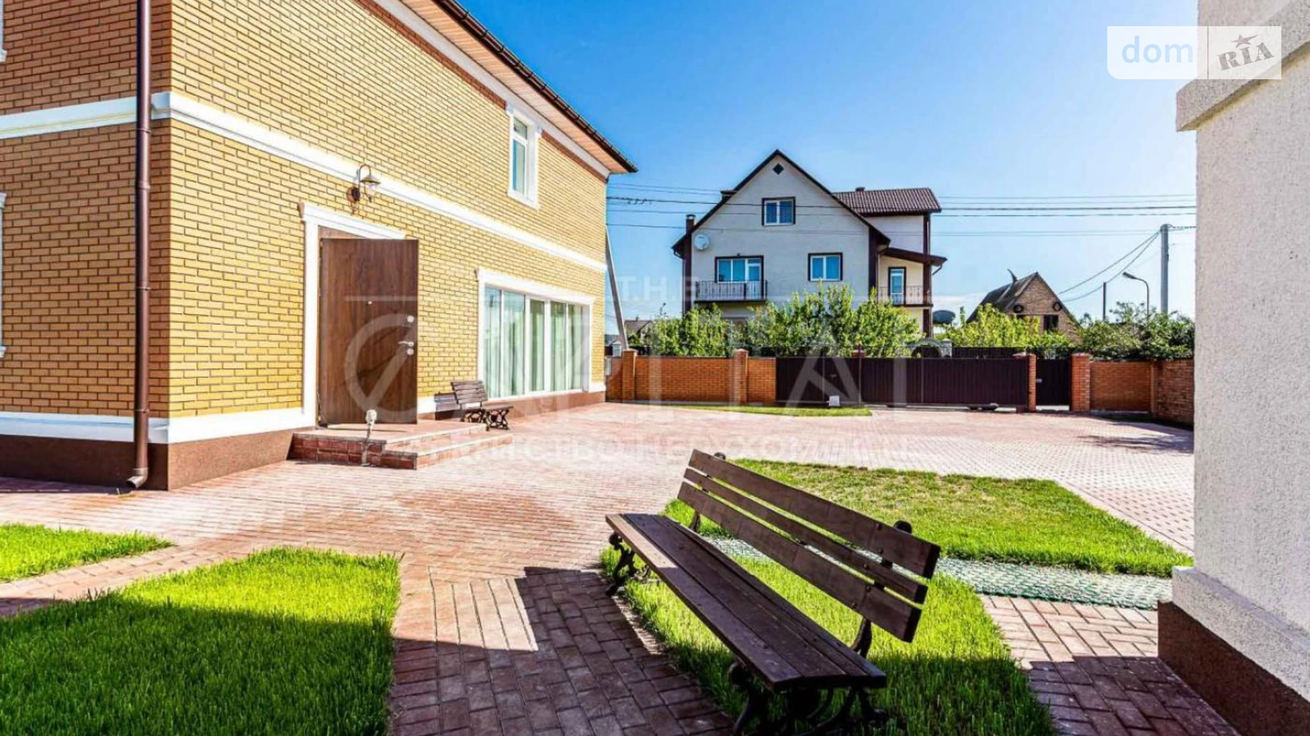 Продается дом на 2 этажа 160 кв. м с гаражом, цена: 230000 $ - фото 5